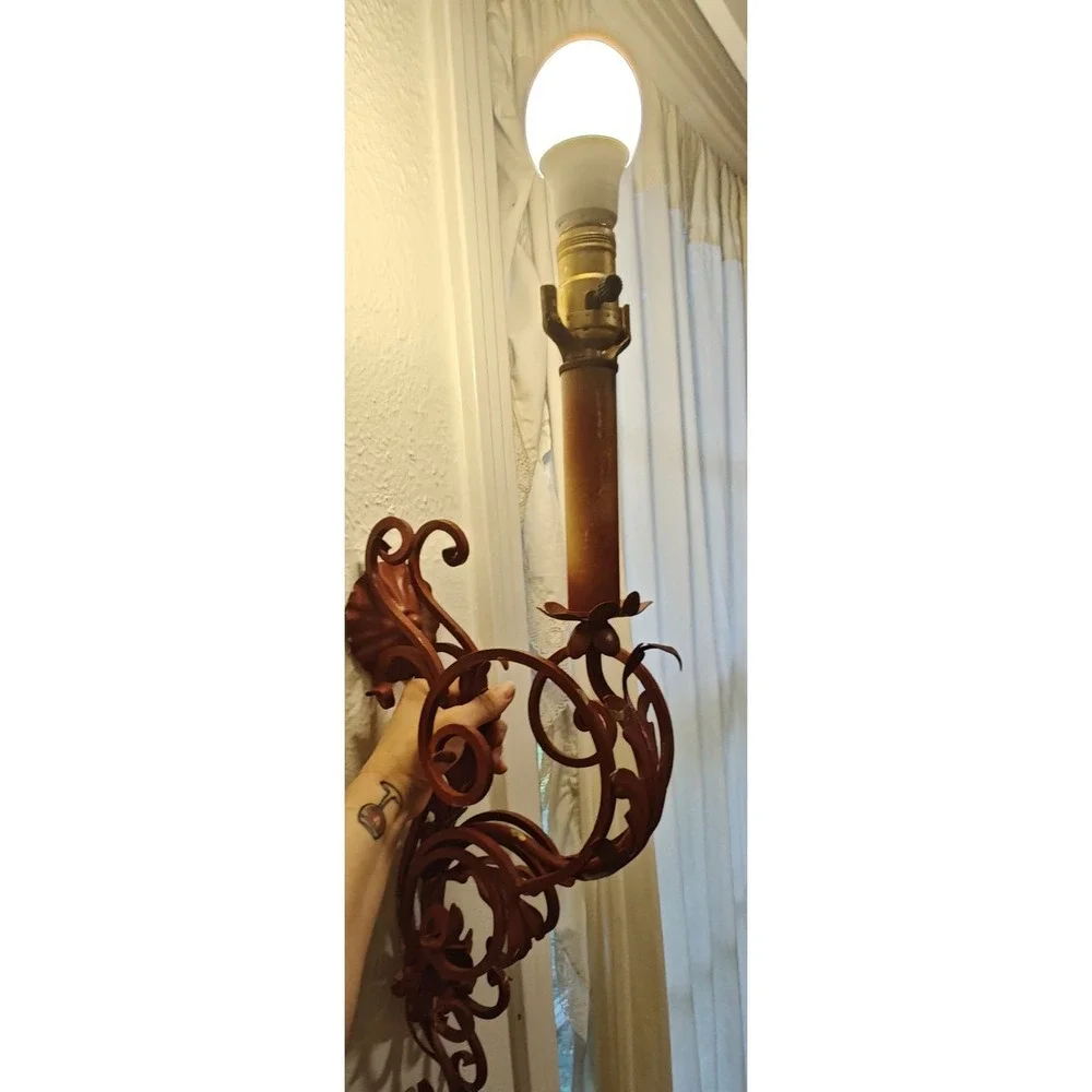 Vintage 50s MCM Art Nouveau Metal Ornate Electric Sconce Lamp Works